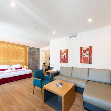 Soho Boutique Capuchinos & Hotel 4*