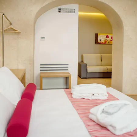 Hotel Soho Boutique Capuchinos&spa 4*